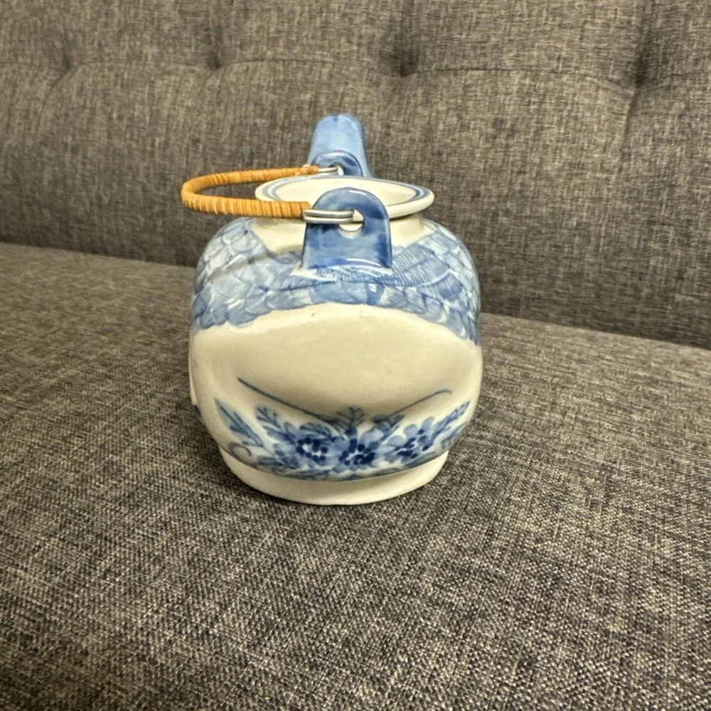 Vintage Chinese Blue & White Porcelain Duck Teapot Hand Painted Wicker Handle